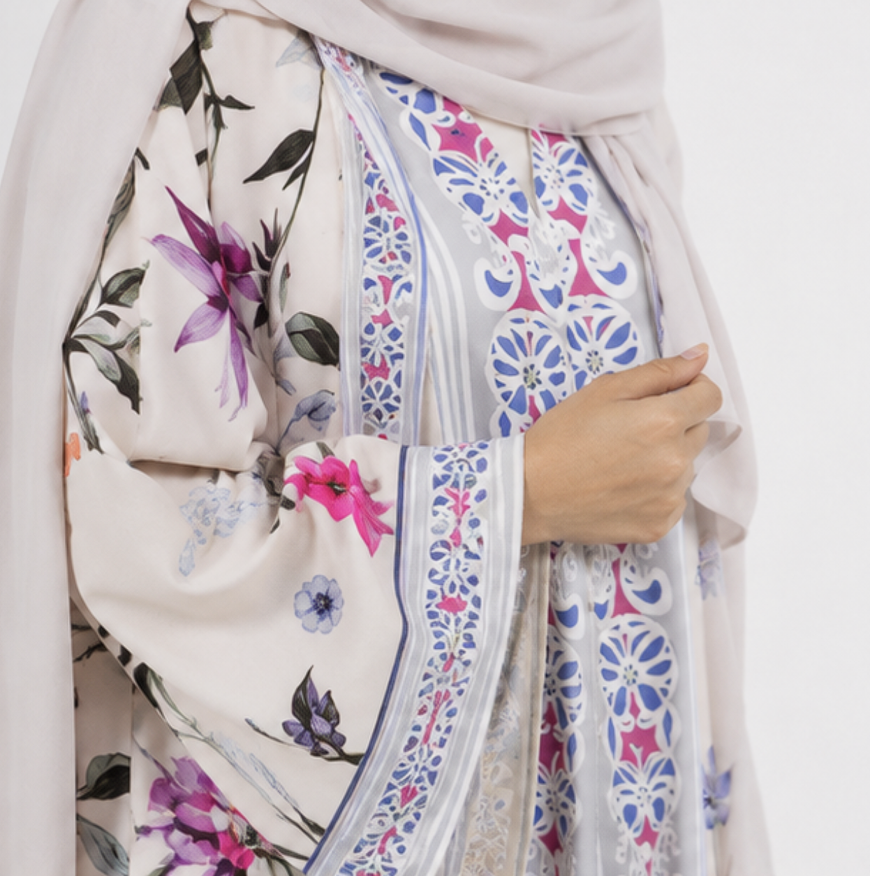 Noor Al-Haya Abaya