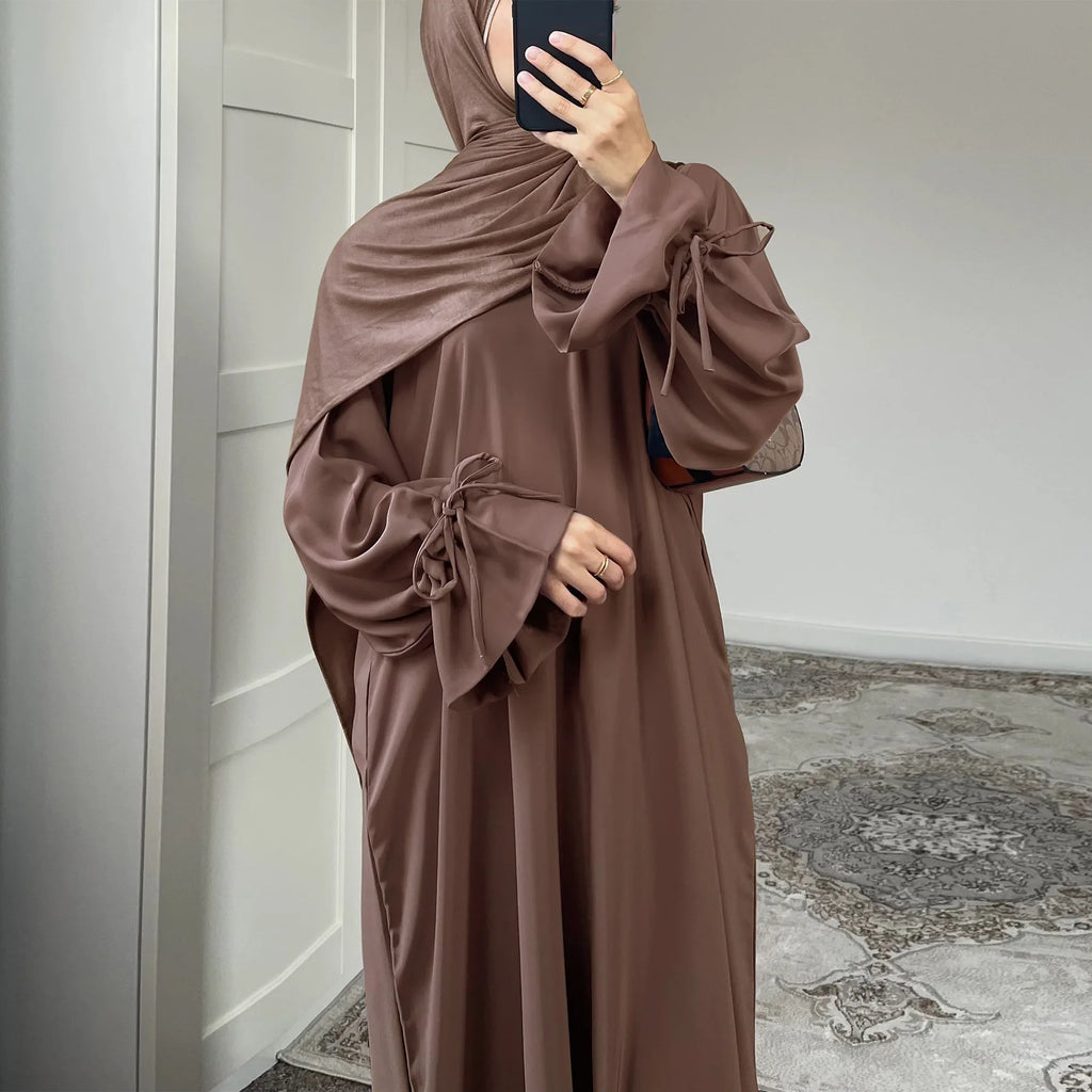 Safwa Deluxe Abaya