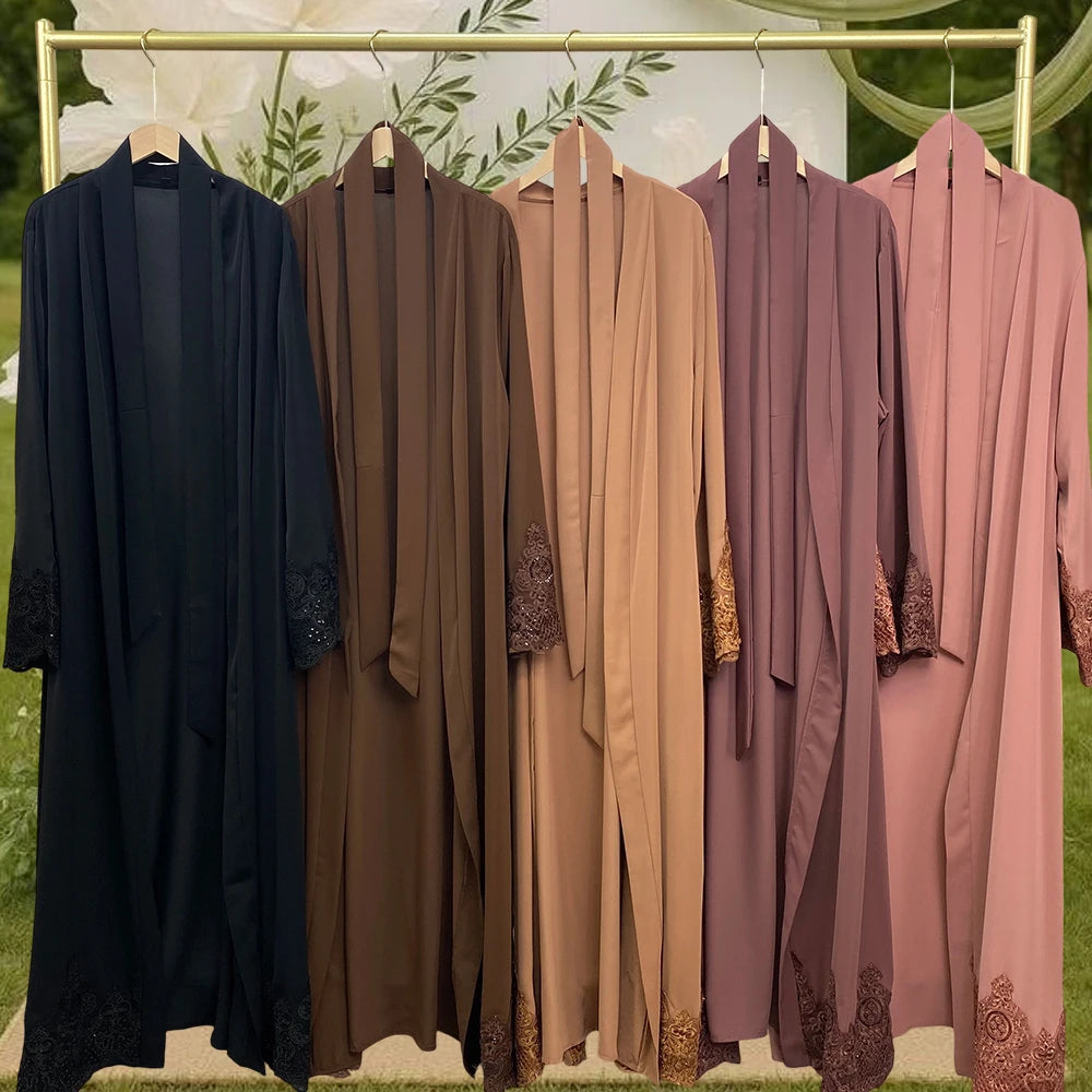 Safwa Noble Abaya