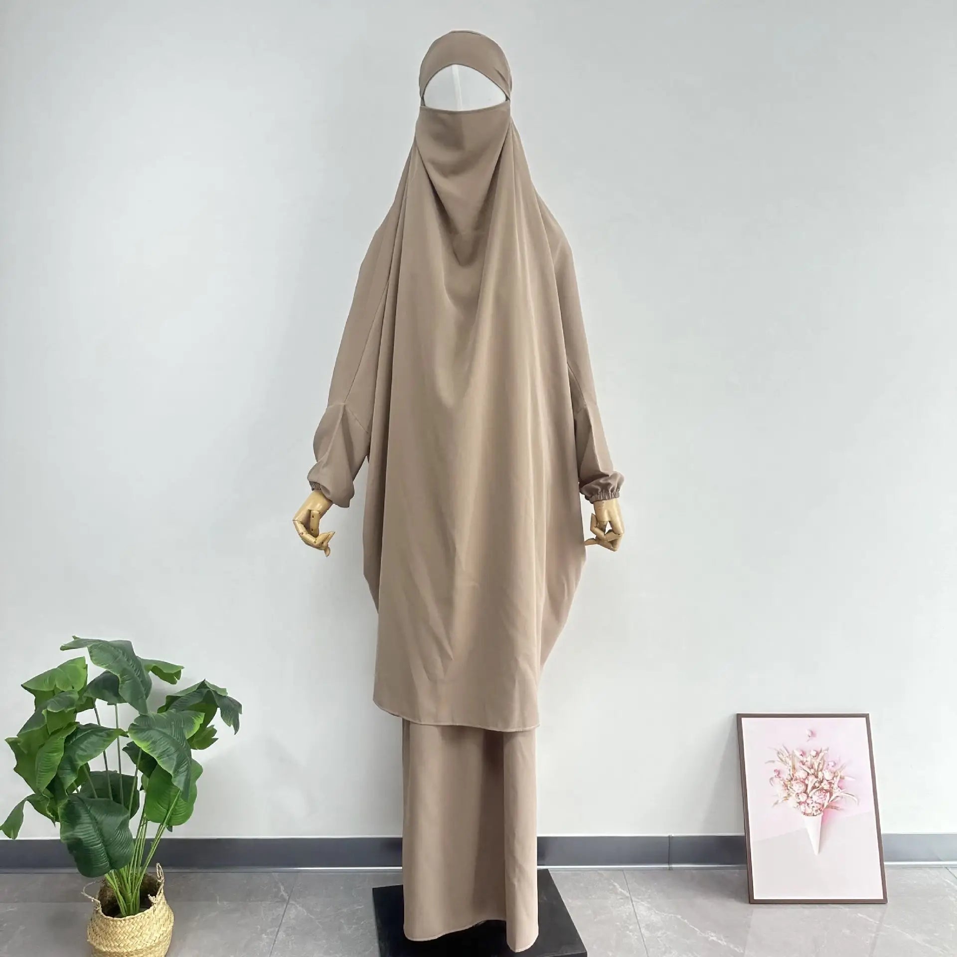 Sana Abaya