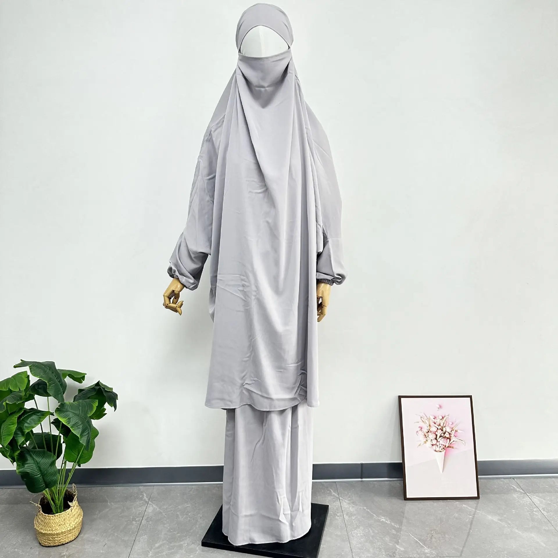 Sana Abaya