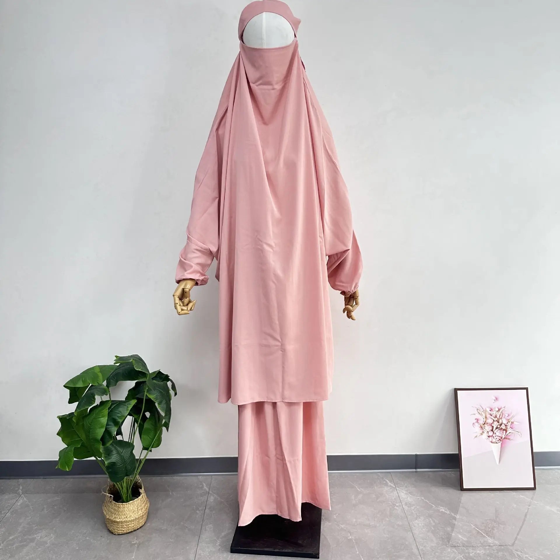 Sana Abaya