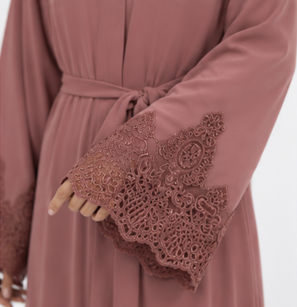 Safwa Noble Abaya