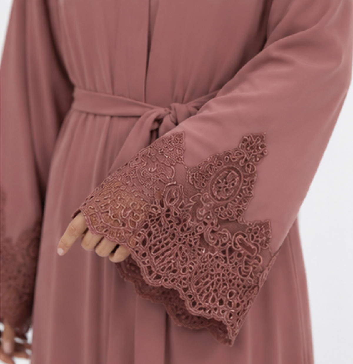 Safwa Noble Abaya