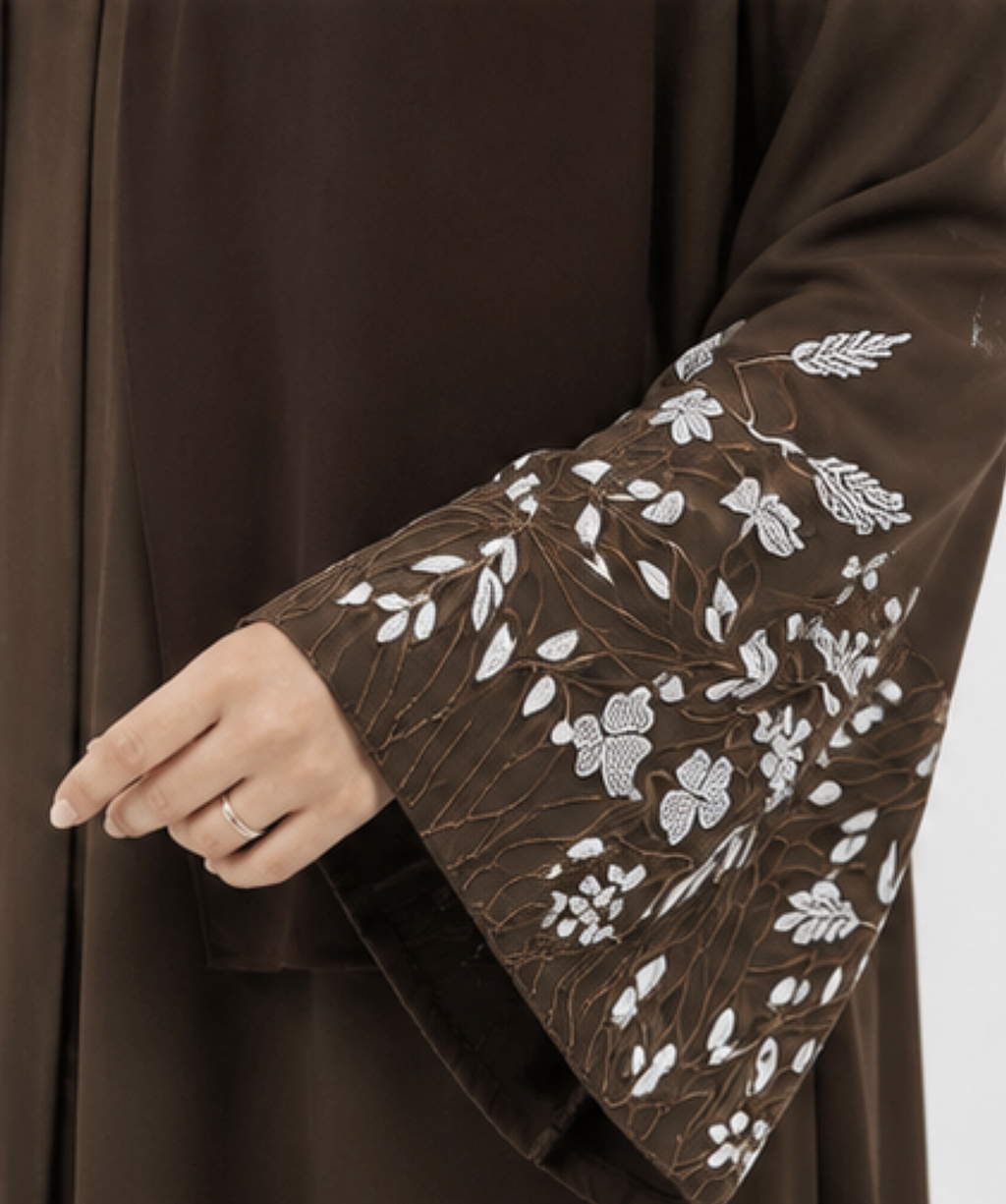 Mirsal Grand Abaya